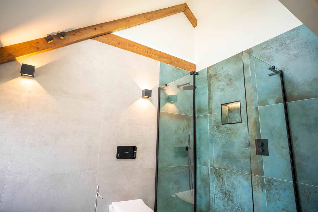 Traditional Cornwall building showing expert craftsmanship and professional construction work